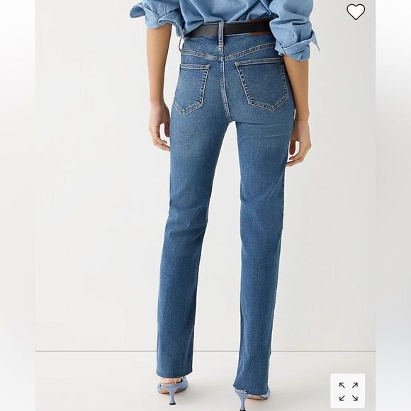 High-rise slim demi-boot jean in Pin Cherry wash - Picture 7 of 9